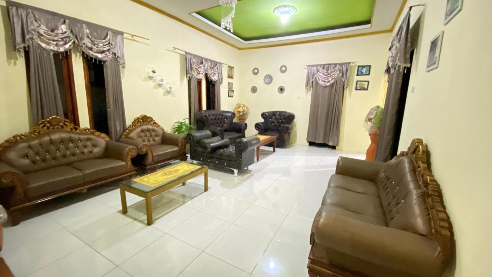 New Family Homestay Rinondoran Exterior photo